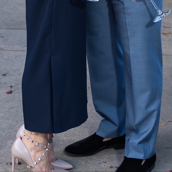 Valentino Shoes - Only worn once Valentino nude heels